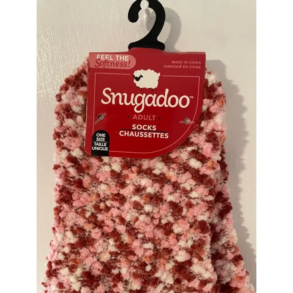 Snugadoo Socks Super Soft Adult Fuzzy Socks Pin Red White Holiday Cozy Winter OS